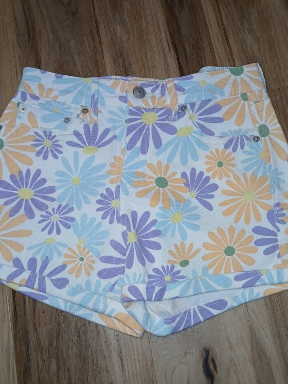 NOBO Floral shorts